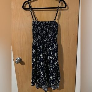 Hollister ; Large ; Blue ; Sun dress